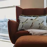 شقة Hayy Luxury 2 Bed In Centre *