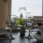 Hayy Luxury 2 Bed In Centre