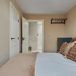 Hayy Luxury 2 Bed In Centre *