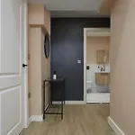 شقة Hayy Luxury 2 Bed In Centre *
