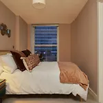 شقة Hayy Luxury 2 Bed In Centre