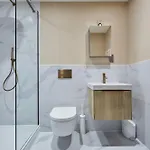 Hayy Luxury 2 Bed In Centre شقة