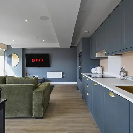 Hayy Luxury 2 Bed In Centre *