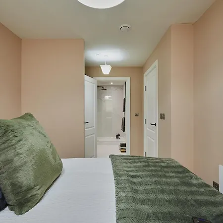 Hayy Luxury 2 Bed In Centre