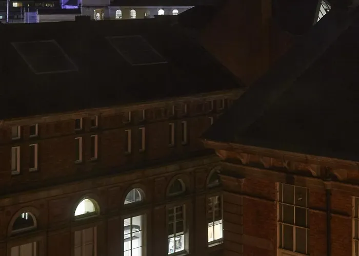 Hayy Luxury 2 Bed In Centre *