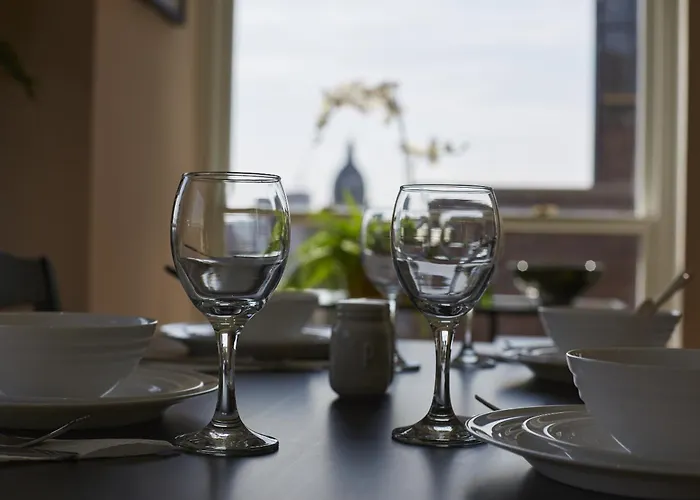 Hayy Luxury 2 Bed In Centre