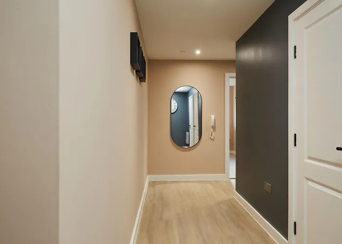 Hayy Luxury 2 Bed In Centre Apartment